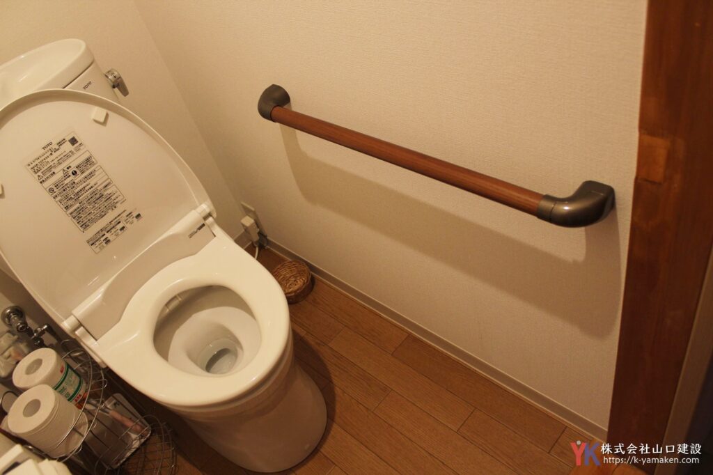 「お庭から失礼します」毎朝職人さんの届けてくれる新聞に感激しました。(練馬区 Y様邸)