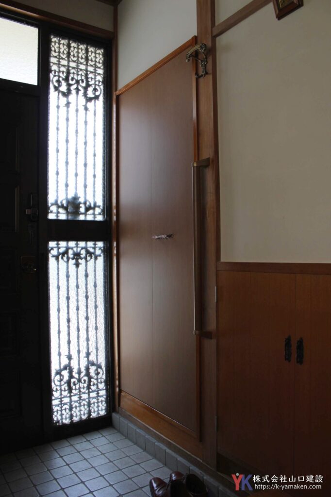 「お庭から失礼します」毎朝職人さんの届けてくれる新聞に感激しました。（練馬区 Y様邸）