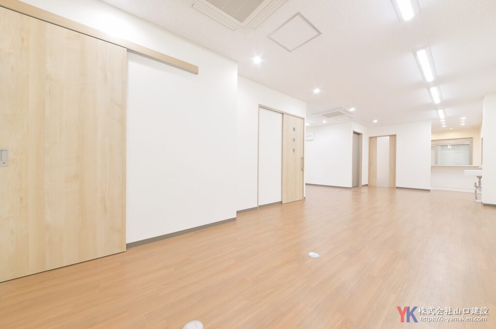 鉄骨3階建て店舗を、しっかりと生活空間を大別した二世帯住居へ （練馬区 KT様邸）