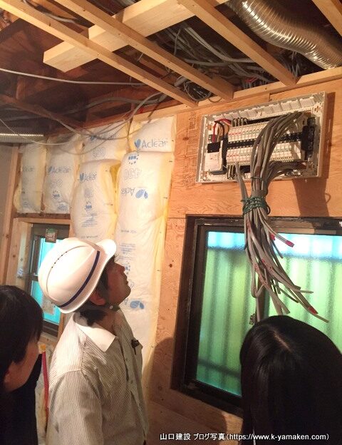 TOTOショールームのアドバイザーさん向けに、戸建ての大規模リフォームの現場見学会を実施しました。