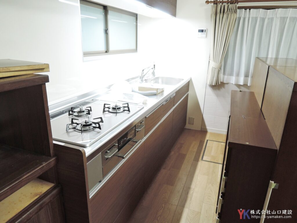 湿ったリビングを調湿・断熱・床暖房で快適なリビングへ。（世田谷区 K様邸）
