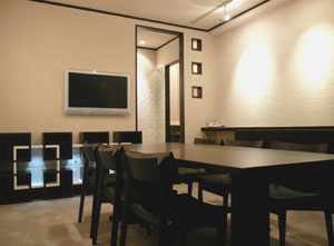 本社1階にギャラリー絆をオープンしました。