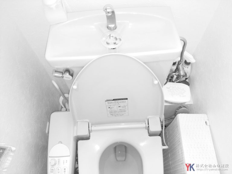 洗面台・トイレを一新し、憧れの室内窓と意匠性高いクロスで仕上げたこだわりのお住まい（M様邸）
