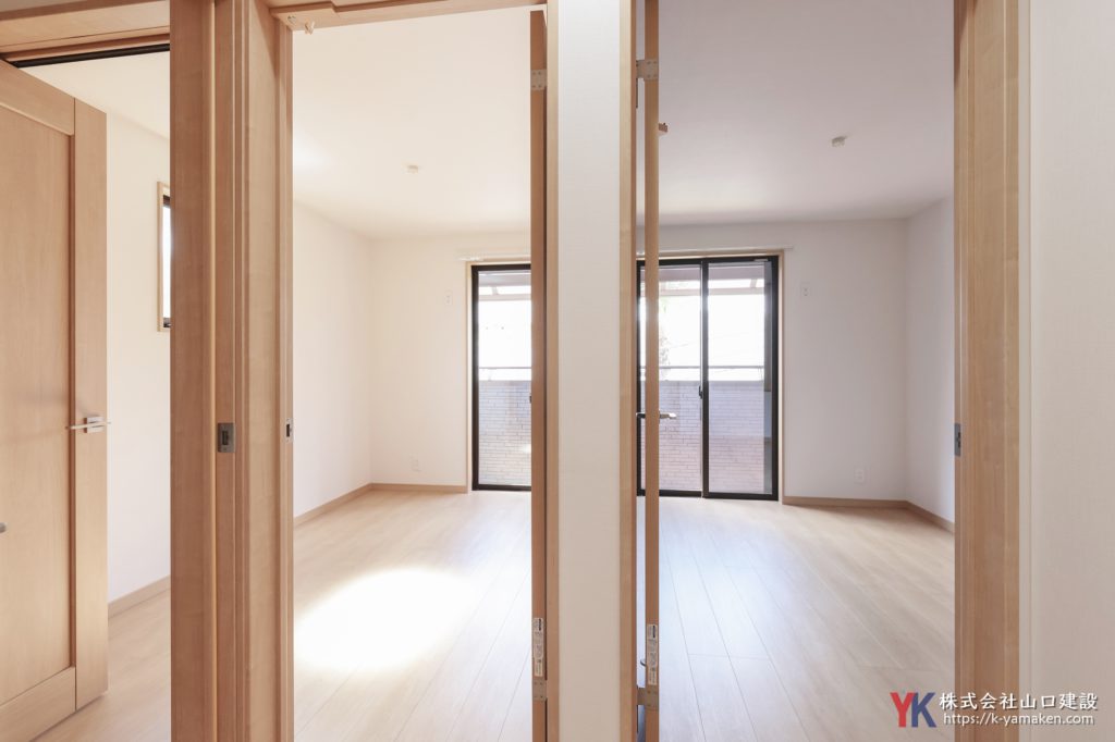 【木造2階戸建て】断熱リフォームで年間通して快適＆ナチュナル感のある木目調のお住まい（杉並区 A様）