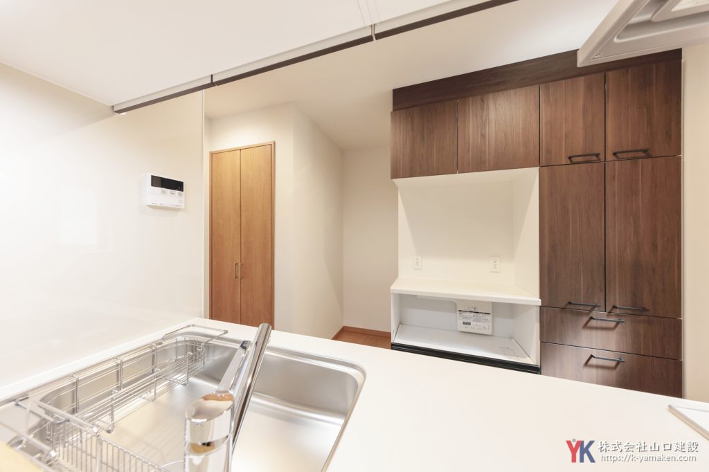 【木造2階戸建て】断熱リフォームで年間通して快適＆ナチュナル感のある木目調のお住まい（杉並区 A様）