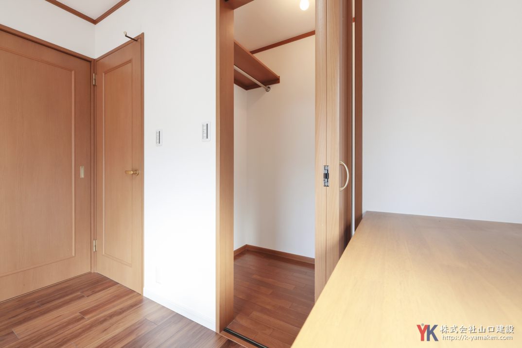 築23年軽量鉄骨戸建てをフルリフォーム。アウトドアライフが満喫できるウッドデッキ付きの二世帯住宅へ（新宿区 T様邸）