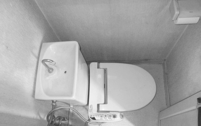 【4階建ての屋上付き中古戸建て住宅】購入に伴う改築で明るい日差しが降り注ぐ開放的なお住まいに一新（文京区 Y様）