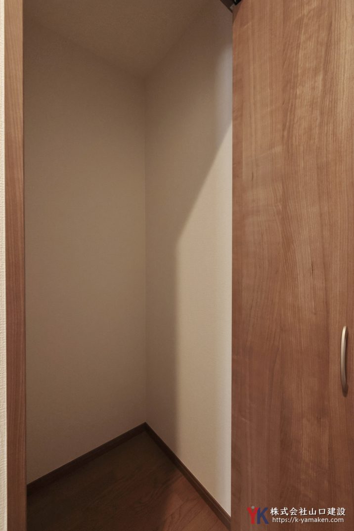 【築42年の木造戸建て】1階リノベーション＋外壁塗装や屋根工事で、住宅性能の高い安心で快適なお住まいに（中野区 M様邸）