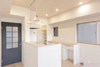 【2世帯同居リフォーム】高級感×温もりのグレージュカラーでおしゃれに！心地よい距離感を実現したお住まいへ（文京区 M様邸）