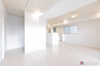 【2世帯同居リフォーム】高級感×温もりのグレージュカラーでおしゃれに！心地よい距離感を実現したお住まいへ（文京区 M様邸）