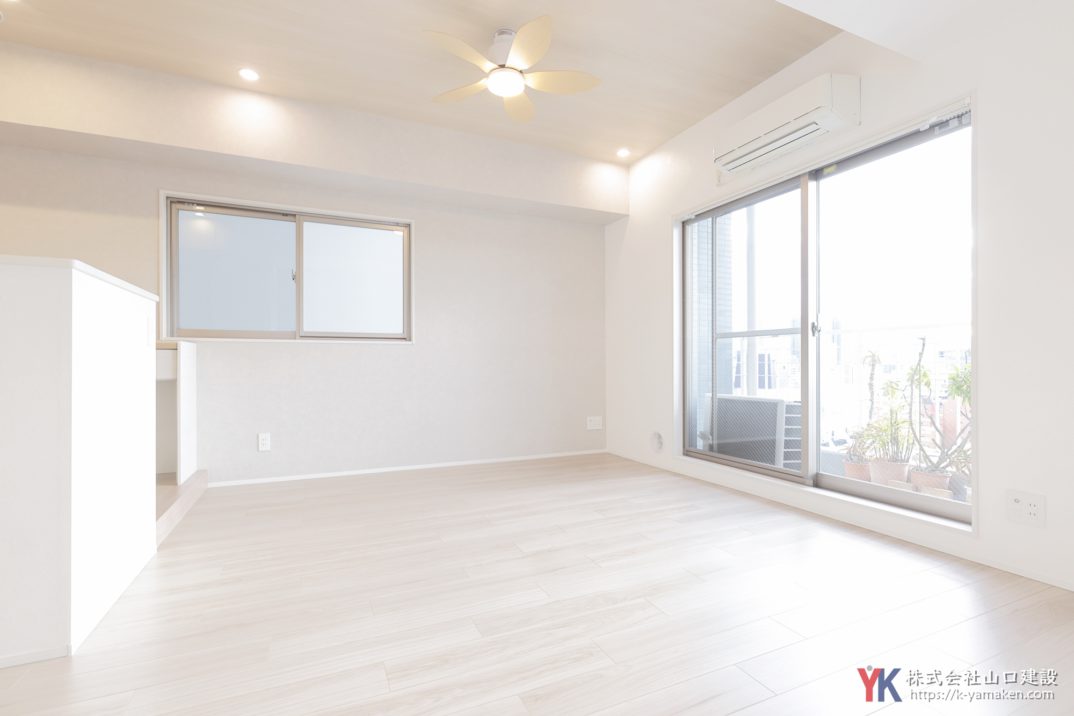 【2世帯同居リフォーム】高級感×温もりのグレージュカラーでおしゃれに！心地よい距離感を実現したお住まいへ（文京区 M様邸）