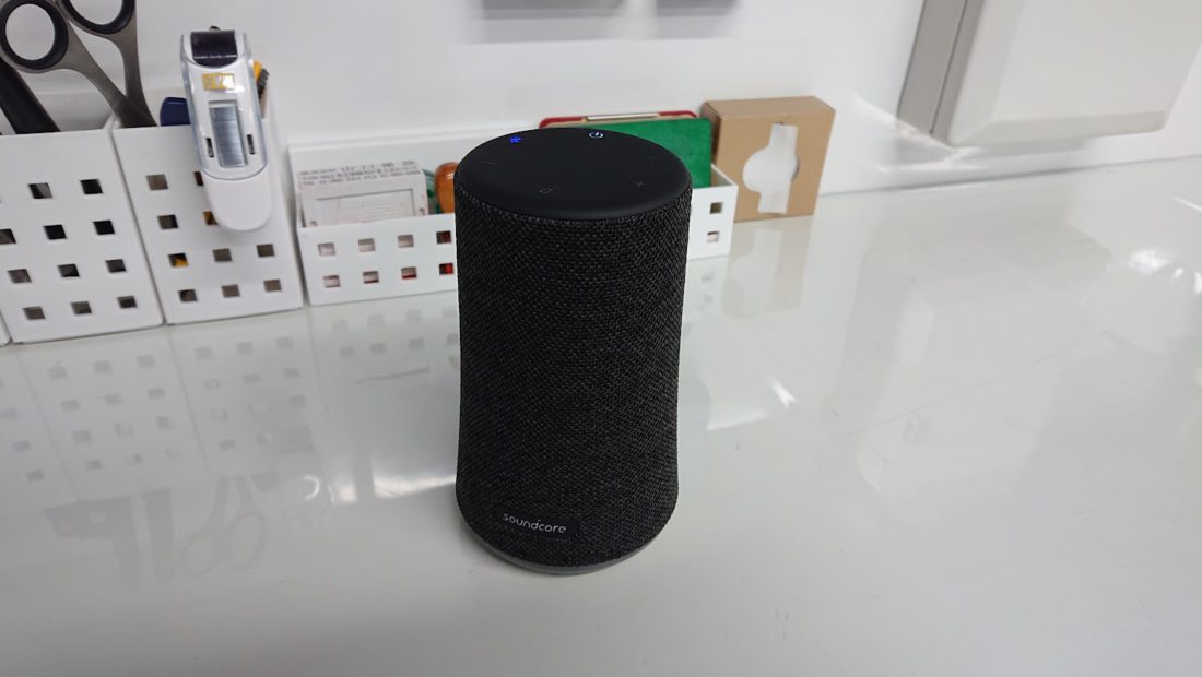 終日、音楽を奏でるスピーカー