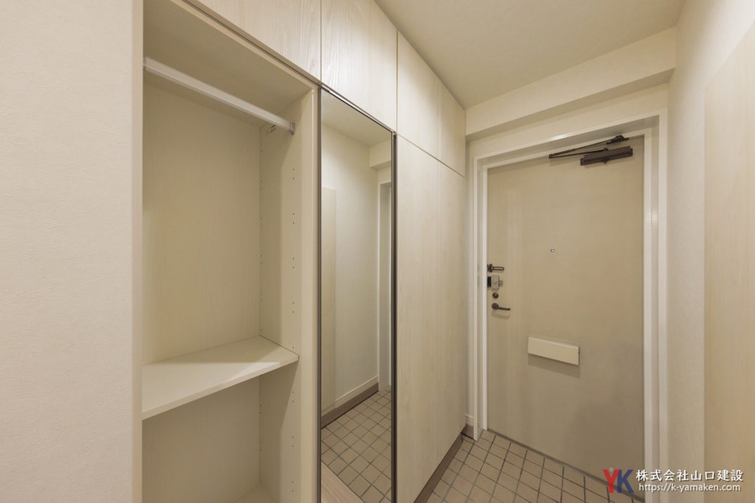 築33年のマンションを英国カントリー風のクラシカルなお住まいに。在宅ワークも快適な理想の家が完成しました。